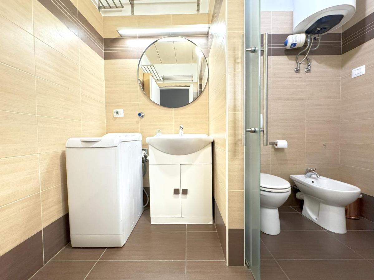 Dora Park-Porta Susa Private Parking&Netflix Apartman Torino Kültér fotó